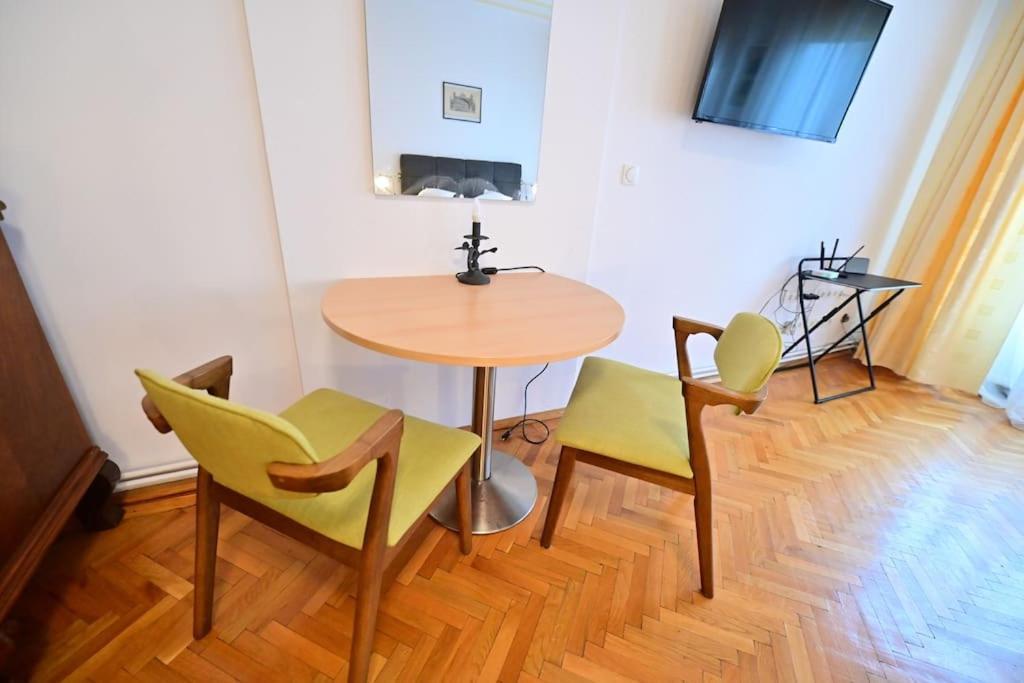 Flh - Althaus Apartment Sibiu Exterior foto