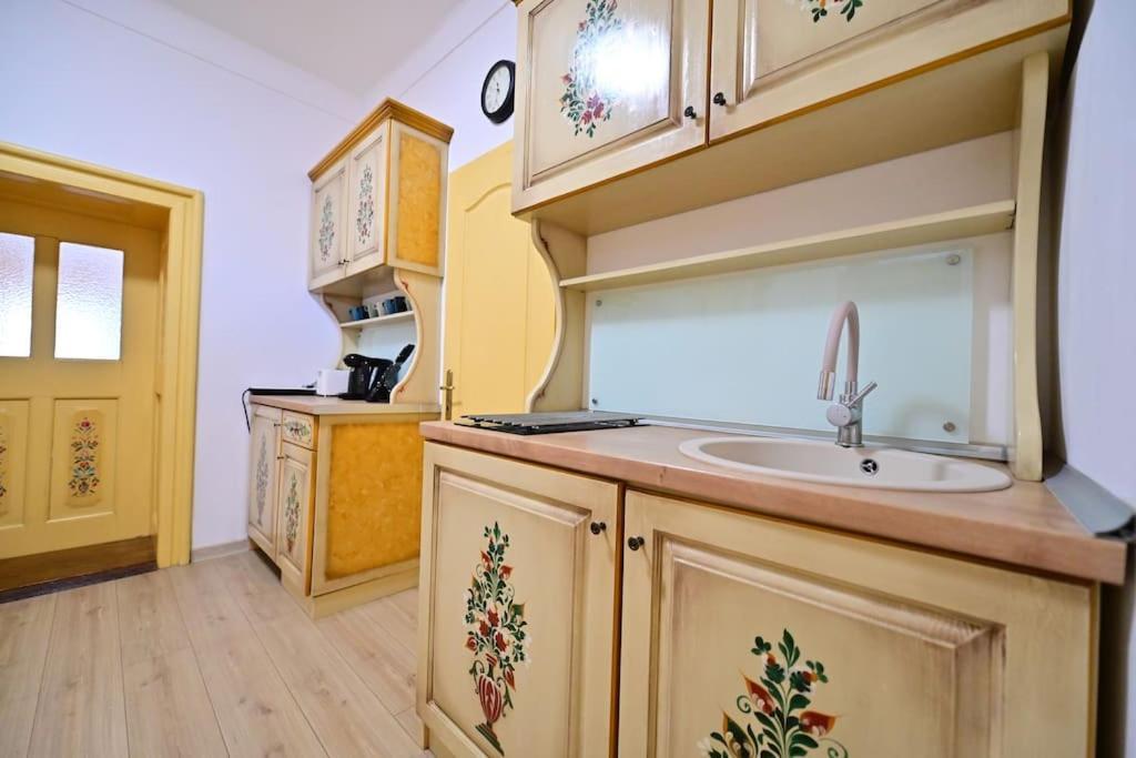 Flh - Althaus Apartment Sibiu Exterior foto